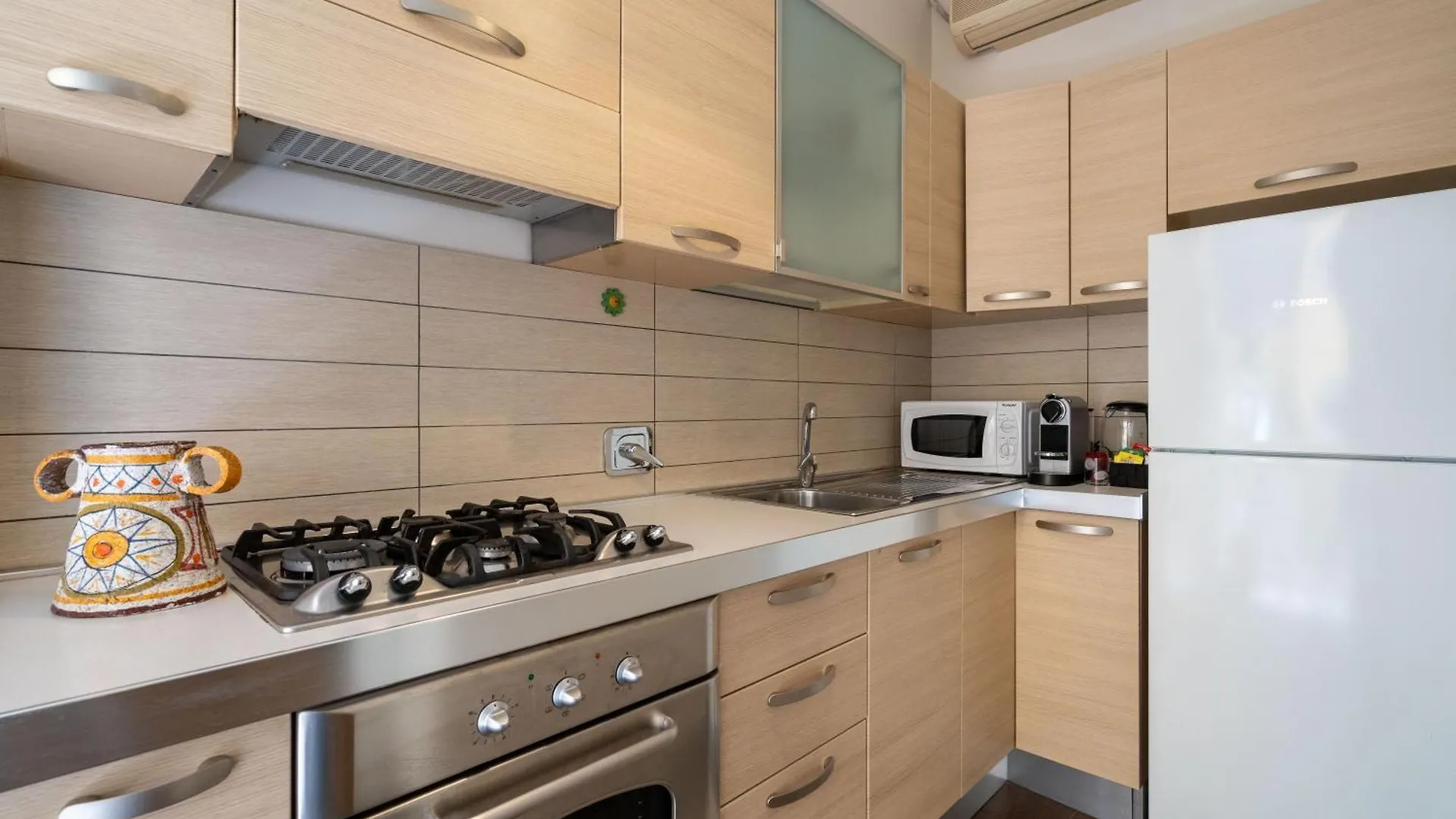 -15Min Dal Colosseo- Aria Condizionata & Netflix Gratis Apartment Rome